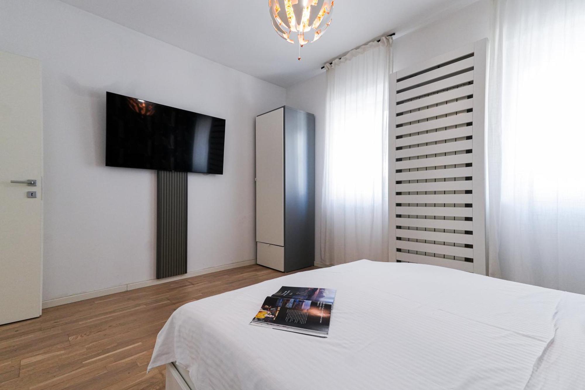 Maria - Modern Apartment With Parking And Workspace Bucarest Exterior foto
